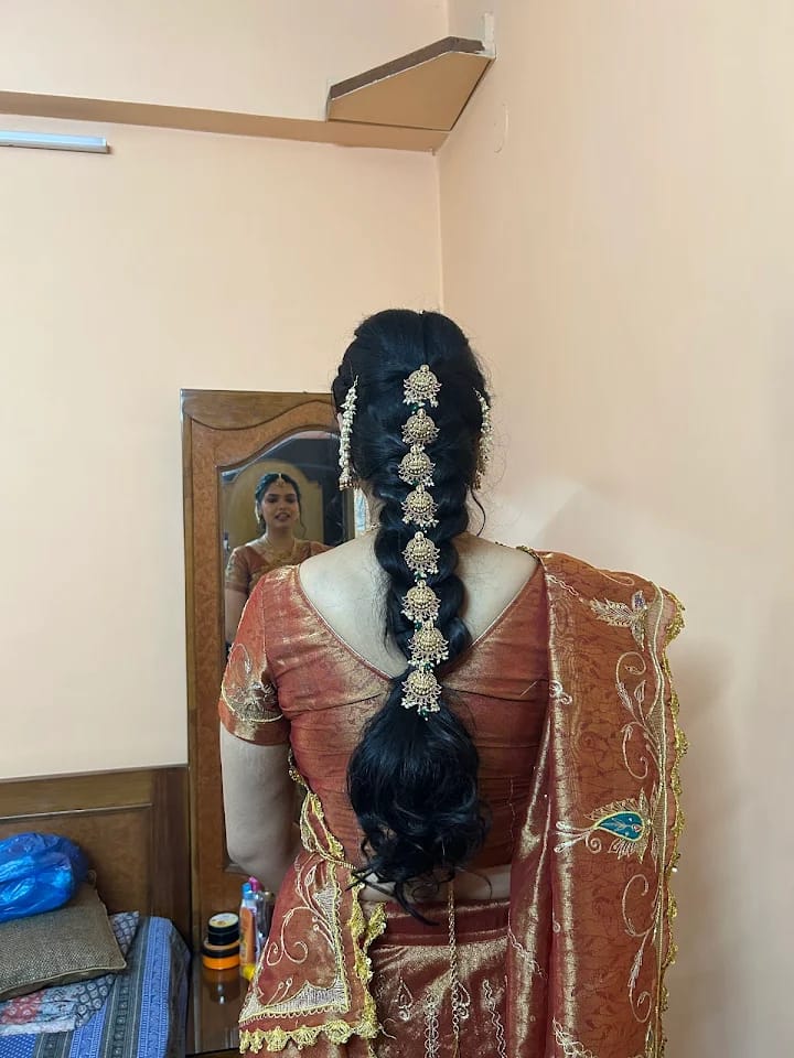 Hairstyling